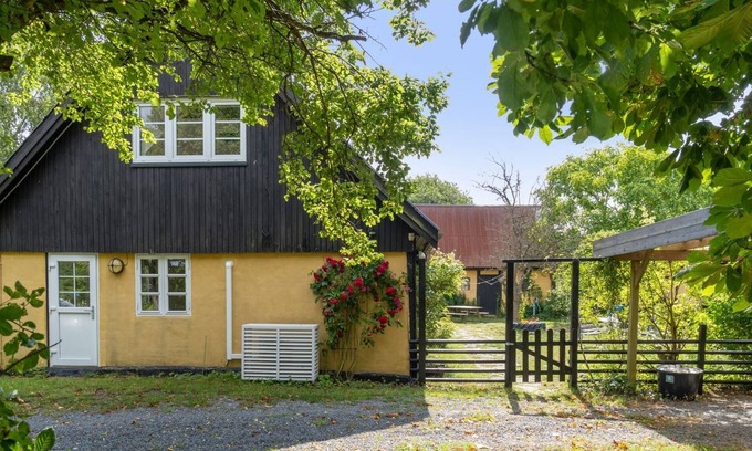Akirkeby House | Oceanfront Relaxation at "Hansen" - Family-Friendly Retreat