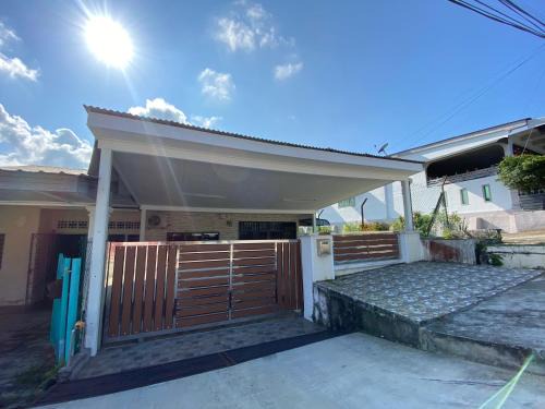 Mersing House | Discover Happiness Homestay: Child-Friendly Retreat Awaits