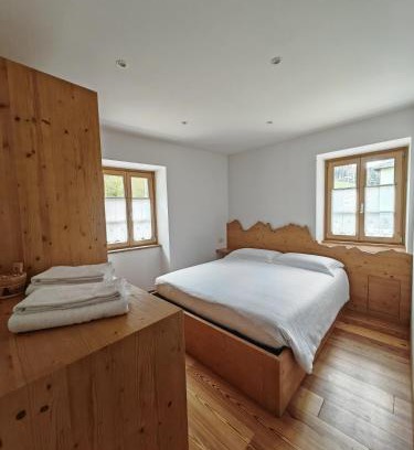 Bolbeno Apartment | Guest Rated Happy Bolbeno House - Family-Friendly Retreat
