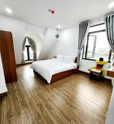 Da Lat Hotel | Guest Rated 9.3: Happy Bun Hotel Da Lat with Breakfast & Pets