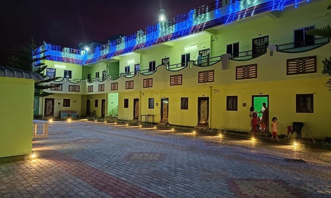 Chirala Resort | Relax at Happy Days Beach Resort with Ocean Views & Breakfast