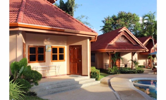 Karon Hotel | Discover Happy Elephant Resort: Premium Deluxe Rooms Await