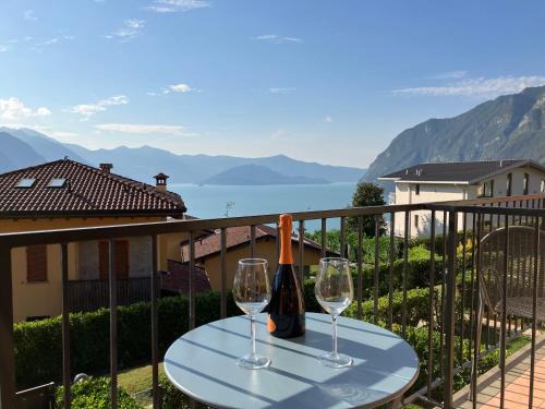 Zorzino Apartment | Relaxing Lake View Apartments with Pool Access for Families