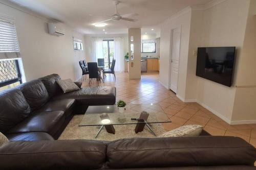 Eight Mile Plains House | Discover Happy Haven: Family-Friendly Retreat with Pool
