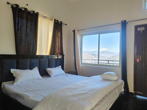 Chamba House | Happy Homestay And Rooftop cafe