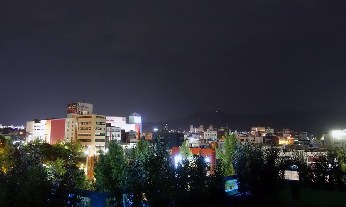 Jeonju House | Discover Happy Memory: Family-Friendly Stay with Spa & Breakfast