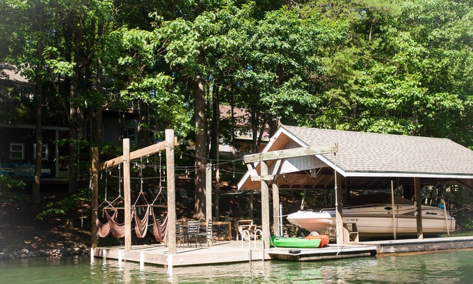 Huddleston House | Relaxing Lakefront Cove with Pool and Spa Amenities