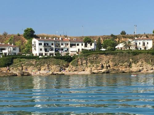 Vasto Apartment | Discover Happy Penna: Private Beach & Ocean View Awaits