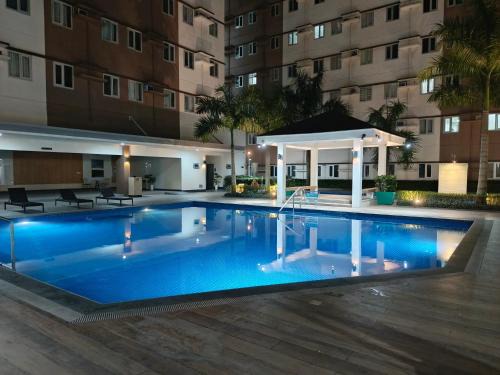 Trece Martires Apartment | Happy Stays E - Sunset View at SMDC Hope Residences