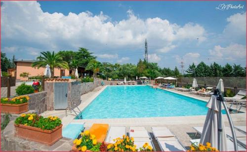 Zona LVIII Prima Porta Other | Pet-Friendly Stay at Happy Village with Breakfast & Hot Tub