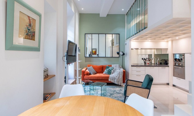 Jean-Medecin Apartment | Oceanfront Bliss at Happyfew le loft Liberté - Guest Rated 8/10