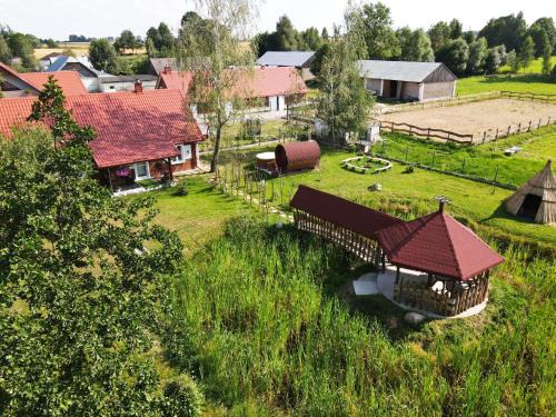gmina Dabrowa Białostocka House | Harasimówka: Family-Friendly Retreat with Hot Tub Access