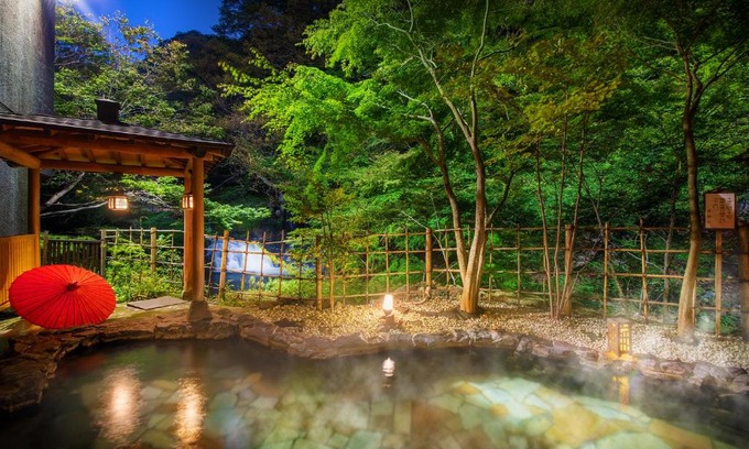 Aizuwakamatsu Hotel | Harataki: Guest-Favorite with Hot Tub & Child-Friendly Amenities