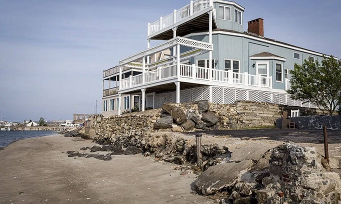 Seabrook House | Discover Harbor House in Seabrook, NH – HGTV Featured Gem!
