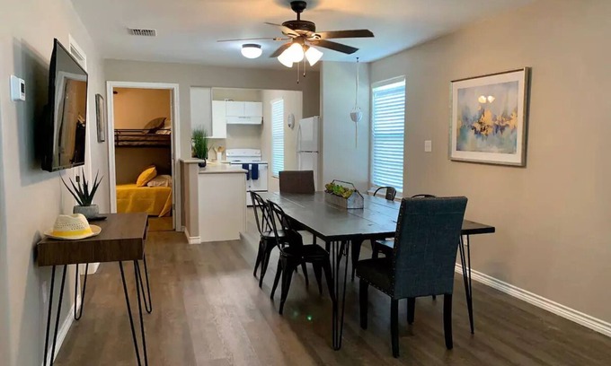Aransas Pass House | Pet-Friendly Harbor House: Top-Rated Stay with Breakfast