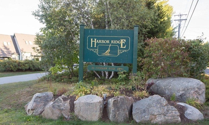 Southwest Harbor Condo | Harbor Ridge Resort - 2BR with Pool & Oceanfront Views