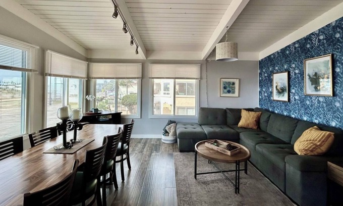 Silver Strand Condo | Stunning Upper Silver Strand Townhouse with Ocean Views