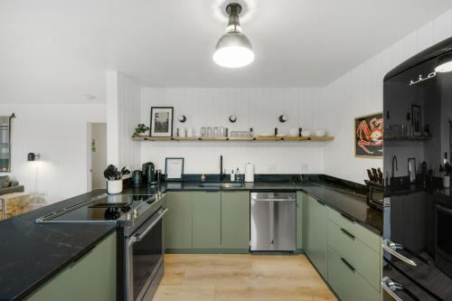 Juneau Apartment | Harbor Views 1 - Walkable in the Heart of Auke Bay