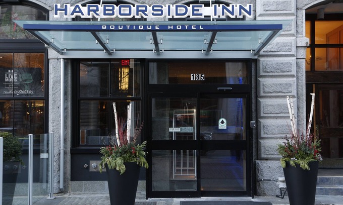 Downtown Boston Hotel | Elegant Harborside Inn of Boston: Eco-Friendly Retreat