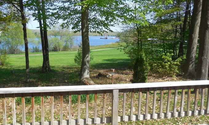Penetanguishene House | Experience Harbour House with Lake Views in Penetanguishene
