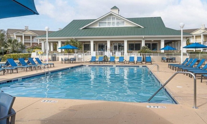 Myrtle Beach Villa | Inviting Harbour Lights™ Villa with Ocean View & Pool