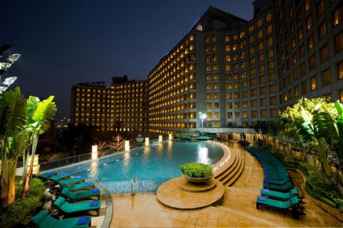 Hung Hom Bay Hotel | Relax at Harbour Plaza Metropolis: A 4-Star Escape with Spa