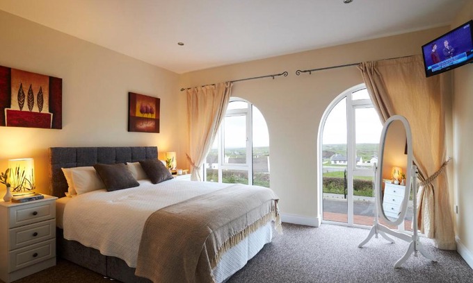 Doolin House | Relax at Harbour View B&B - A 4-Star Guest Favorite