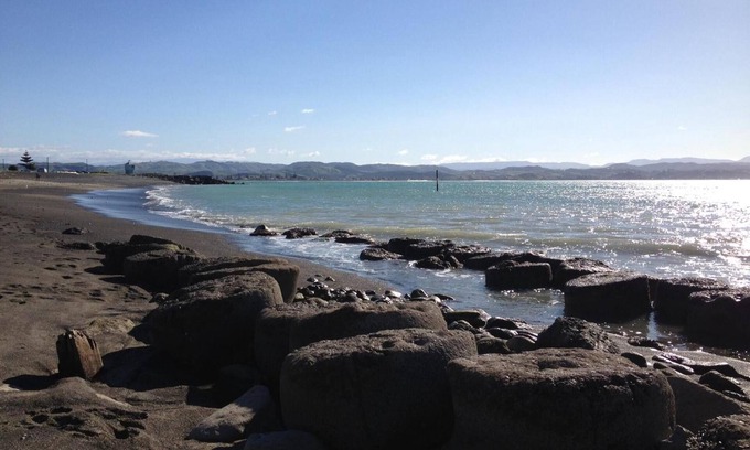 Ahuriri Hotel | Scenic Harbour View Accommodation with Family-Friendly Amenities