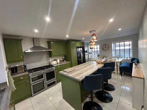 Portaferry House | Relax at Harbour View on the Lough with Hot Tub Retreat