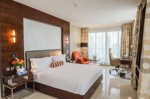 Dar es Salaam Hotel | Relax at Harbour View Suites with Oceanfront Amenities