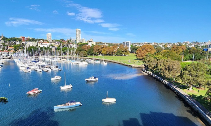 Sydney Apartment | Harbourfront Retreat: 2 Bedrooms, Pool & Stunning Views