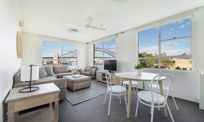 McMahons Point Apartment | Harbourside 32: Family-Friendly Retreat with Private Pool