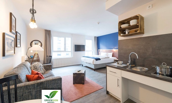 West Apartment | Pet-Friendly HARBR. Boardinghouse with Amazing Amenities
