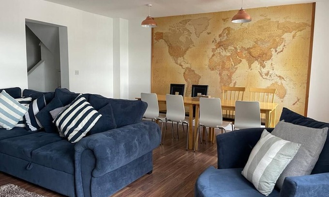 Scarborough City Centre Apartment | Seaview Retreat at Harcourt Place - Sleeps 8, Rated 9.8