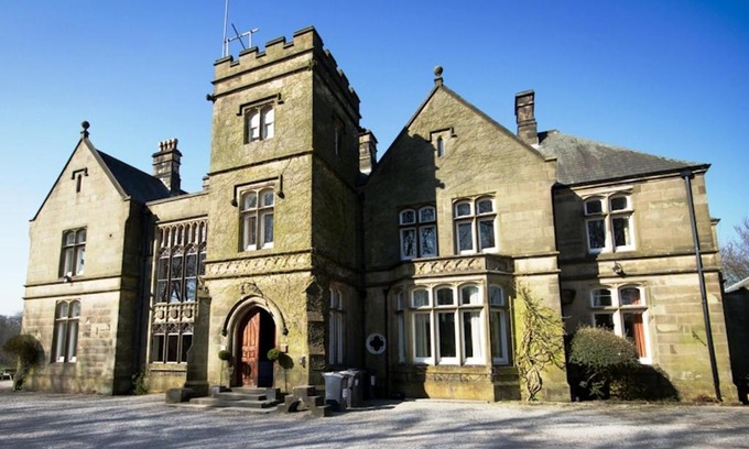 Wormhill Apartment | Discover Hargate Hall: Eco-Friendly Self Catering Retreat