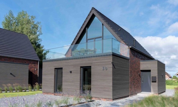 Neufunnixsiel House | Modern Retreat at Harlepadd 3a: Pet-Friendly Getaway