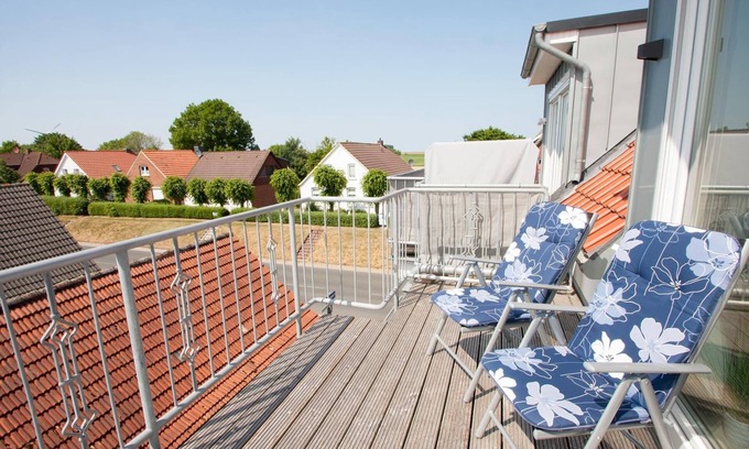 Wittmund Apartment | Tranquil Oberg Hotel: Oceanfront Spa & Pool Retreat