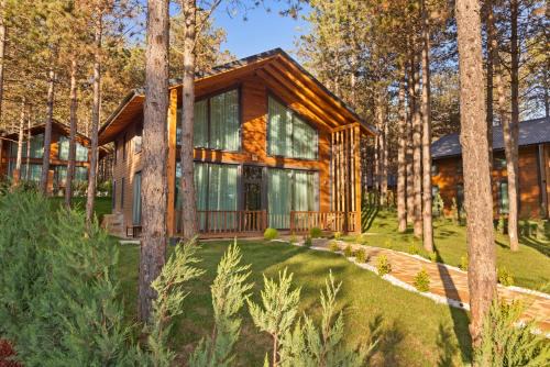 Sapanca Villa | Relax at Harmony Green Village Resort with Hot Tub Access
