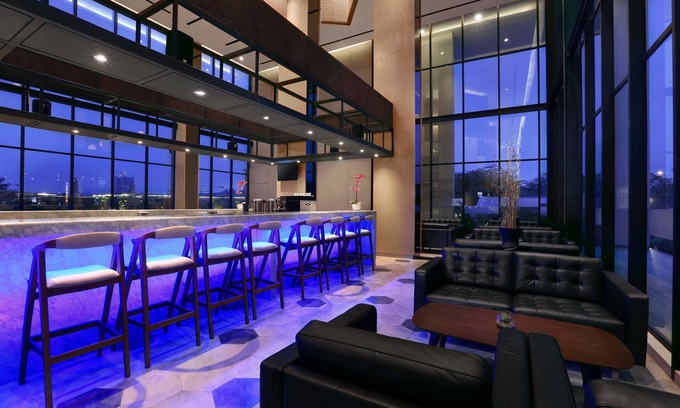 Cikarang Hotel | Discover Comfort at Harper Cikarang by ASTON, 4-Star Stay