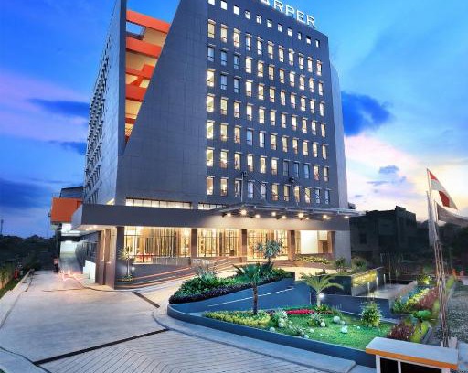 Palembang Hotel | Experience Harper Palembang by ASTON: 4-Star Family Retreat