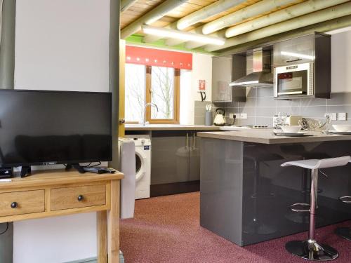 Scales House | Pet-Friendly Harrisons Lodge - Family Welcoming Retreat