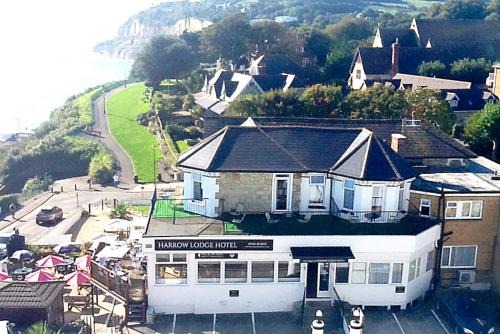 Shanklin Hotel | Pet-Friendly Harrow Lodge Hotel with Oceanfront Dining