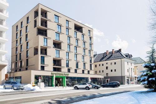 Bischofshofen Hotel | Discover Harry's Home Bischofshofen: Pet Friendly Retreat