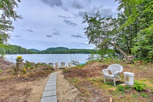 Hartford House | Cozy Hartford Cottage with Private Beach on Bear Pond