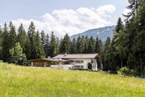 Ellmau House | Discover Hartkaiser Rooms and Apartments with Family Amenities
