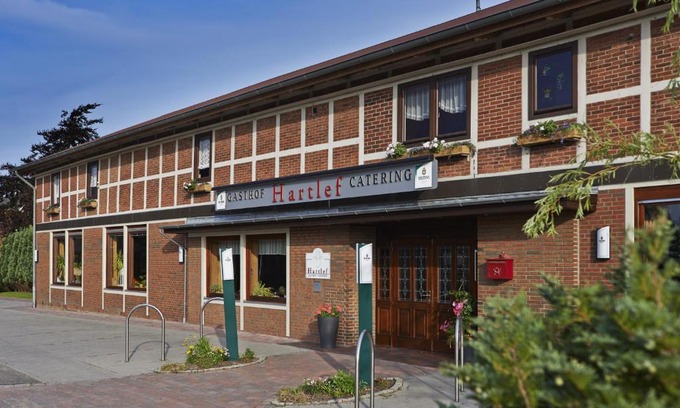 Stade Bed & Breakfast | Family-Friendly Retreat at Hartlef's Gasthof - Rated 8/10