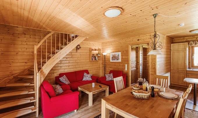 Rotacker Apartment | Inviting Log Cabin for 4-5 Guests at Naturerlebnisdorf Blauvogel