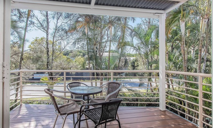 Hastings Point Apartment | Hastings Cove 2 Bedroom Apartment with Scenic Water Views