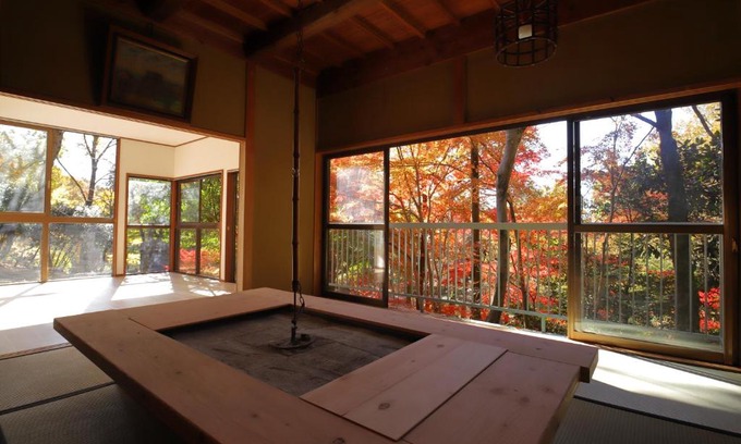 Nara House | Experience HAT byakugoji: Traditional Japanese Fireplace Retreat