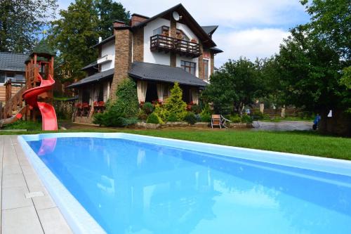 Mykulychyn Resort | Experience Hata Hutsula: Oceanfront Getaway with Spa